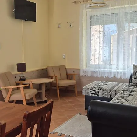 Apartman Bazsarózsa Csopak